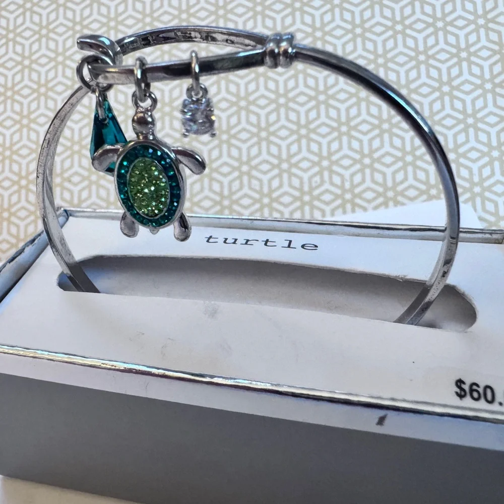 NWT NIB Silver Bracelet Crystal TURTLE Charm, Green/blue tear drop & CZ Orig $60 - Picture 5 of 15